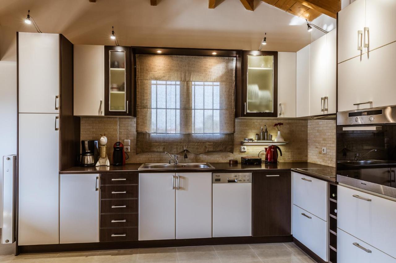 Cactus Maisonette Near Airport Villa ปอร์โตราฟตี ภายนอก รูปภาพ